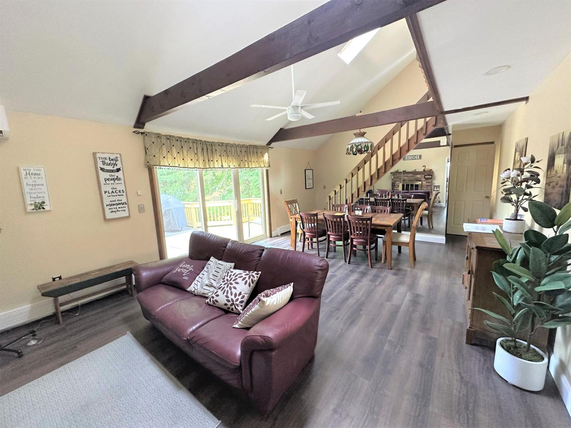 Wow!! Ultimate Pocono Retreat, Hot Tub, Game Room, Deck, Lakes, Skiing, Pools Long Pond Zewnętrze zdjęcie